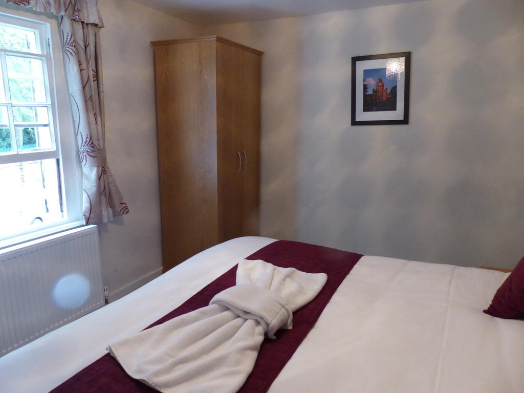 The Sun InnEnglefield Green 部屋 写真
